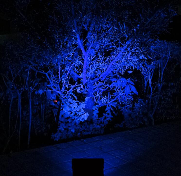 Solar lamp for illuminating gardens and small areas