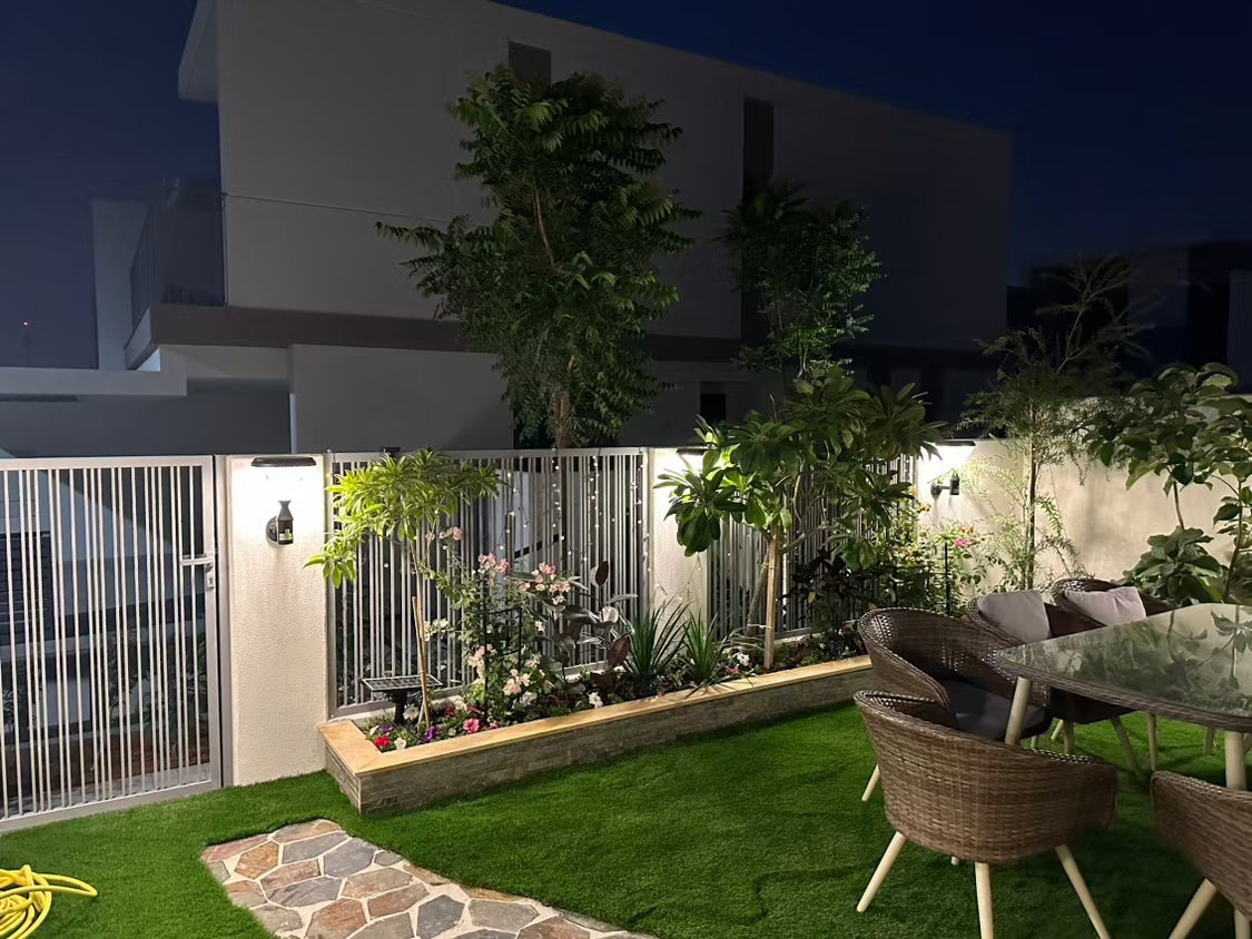 Solar wall lamp model SWL 05